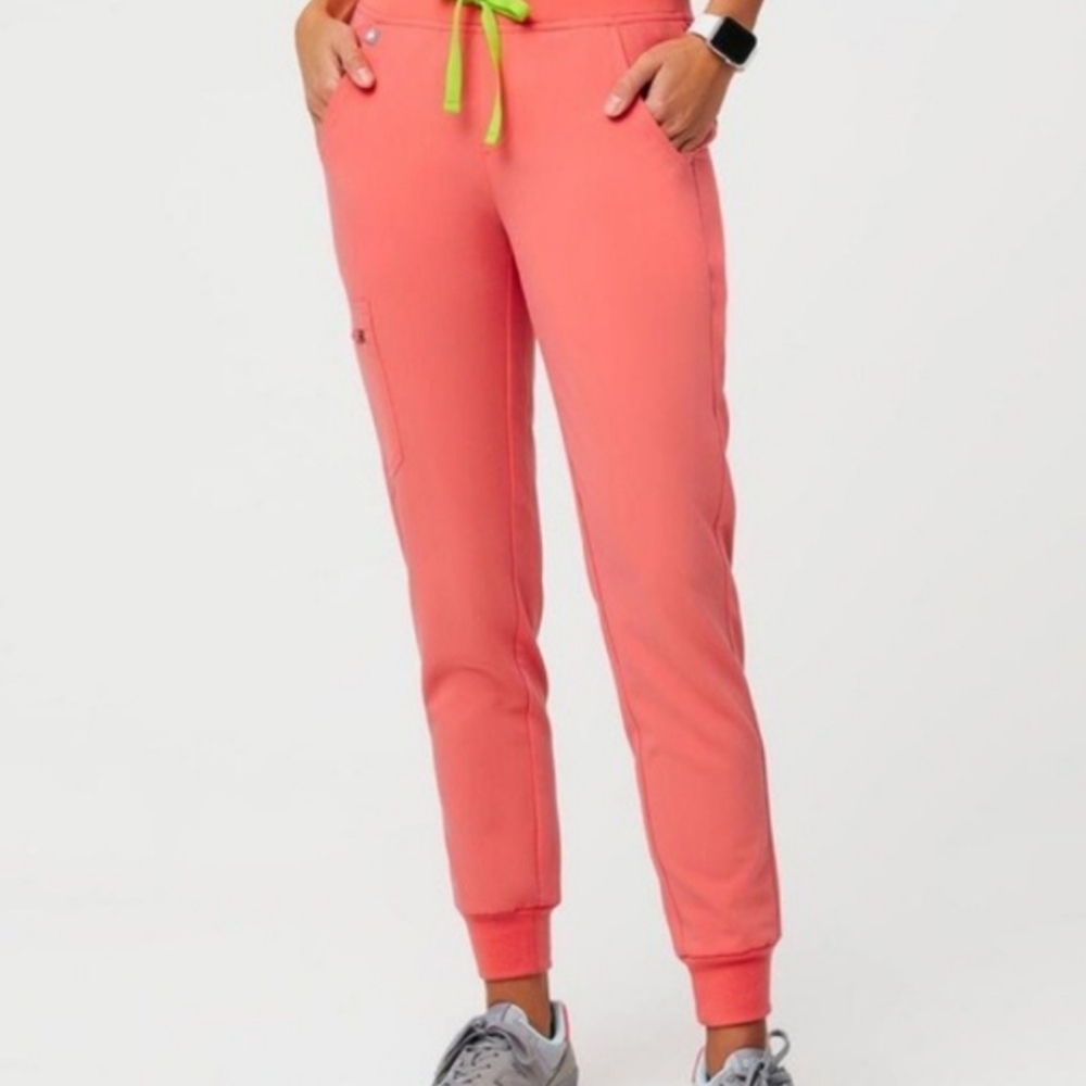 XS Figs joggers in Coral